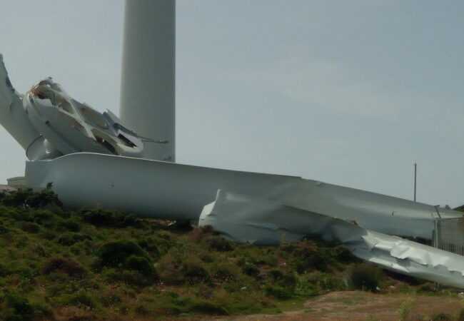 Ιωάννινα: Κατέρρευσε ανεμογεννήτρια στον Κασιδιάρη