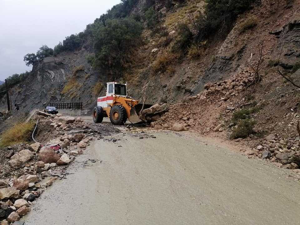 “Βούλιαξαν” από την ισχυρή βροχόπτωση οι δήμοι της Άρτας…