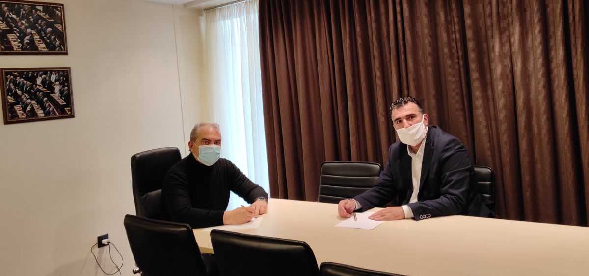 Συνάντηση εργασίας με τον βουλευτή Στέργιο Γιαννάκη είχε  δημοτική παράταξη “Ανάπτυξη Τώρα”