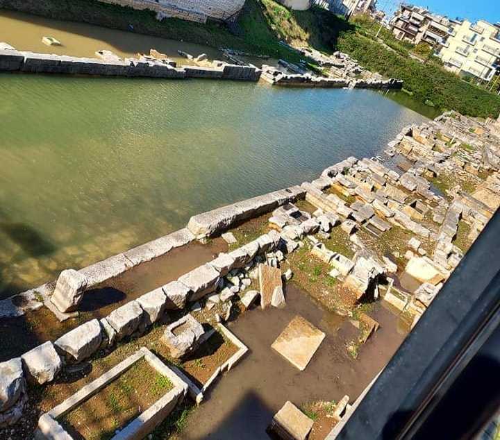 Άρτα: «Βούλιαξε» στις λάσπες η δυτική Νεκρόπολη και θύμιζε… πισίνα!