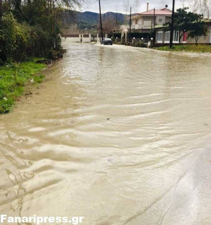 Ξεχείλισε ο Αχέροντας στο Καστρί Πρέβεζας – Διακοπή από και προς στο Καναλάκι