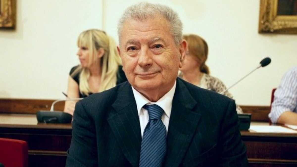 Αυτή ήταν η αιτία θανάτου του Σήφη Βαλυράκη – Το πόρισμα του ιατροδικαστή