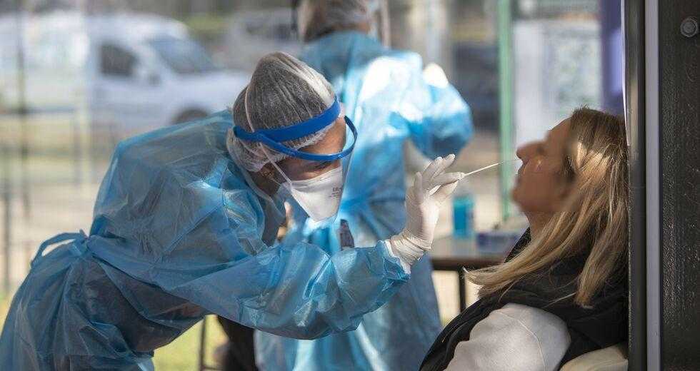 Κορωνοϊός: 1.913 τα νέα κρούσματα, 357 διασωληνωμένοι και 28 θάνατοι το τελευταίο