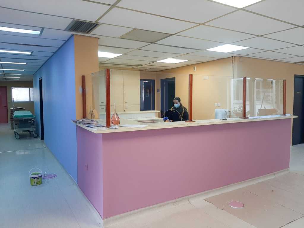 Ο δήμος Πάργας μεταμόρφωσε το Κέντρο Υγειάς σε στολίδι!!