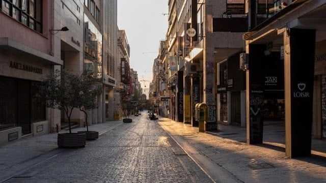 Κορονοϊός: Έως και 90.000 οι φορείς στην Αττική δείχνουν τα λύματα