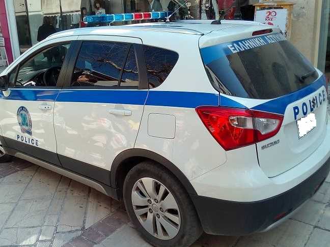 Συνελήφθη στην Άρτα με ακατέργαστη κάνναβη και φορητούς ασύρματους