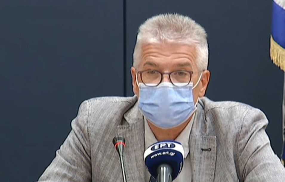 Lockdown – Γώγος: Το καθολικό κλείσιμο στο τραπέζι, δεν αποκλείω τίποτα για τα σχολεία