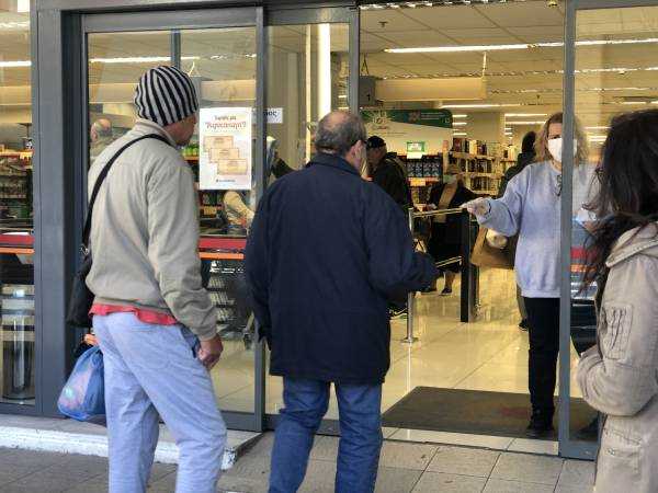 Βομβά Λινού: Να πηγαίνουν οι ηλικιωμένοι στο σούπερ μάρκετ μέχρι τις 08:30 το πρωί