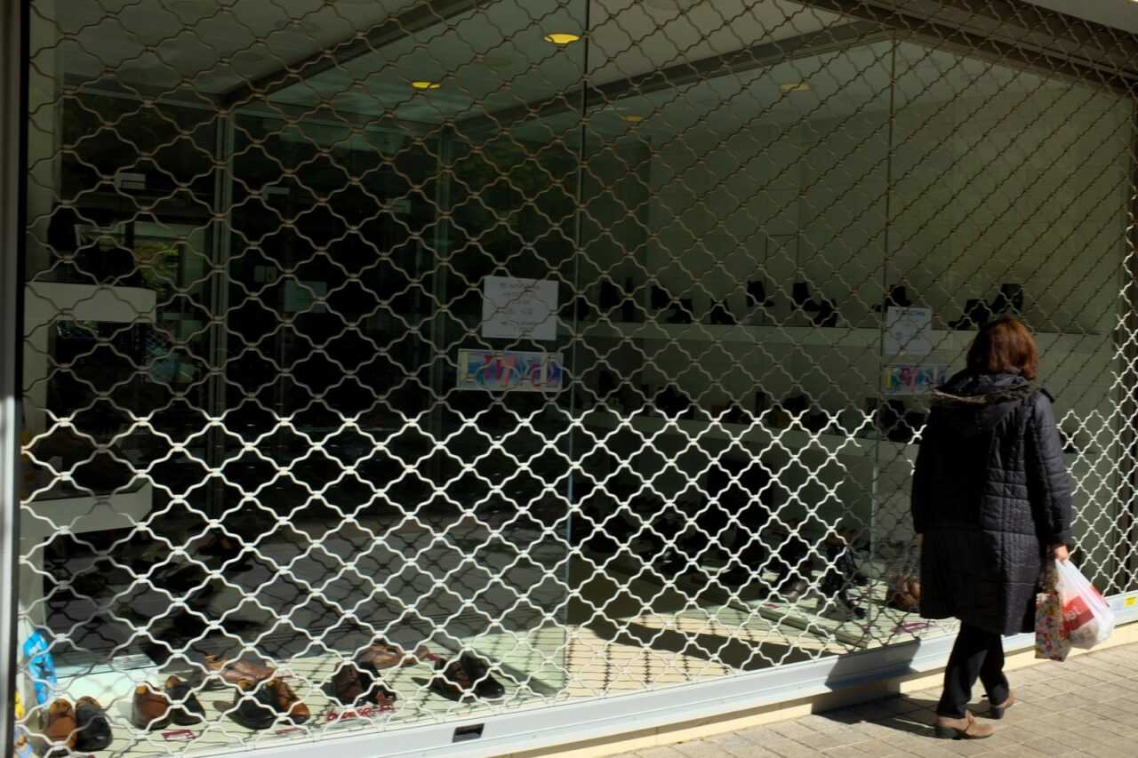 Εβδομάδα αποφάσεων για άνοιγμα λιανεμπορίου – Νέος 5ψήφιος για sms 3ωρης διάρκειας