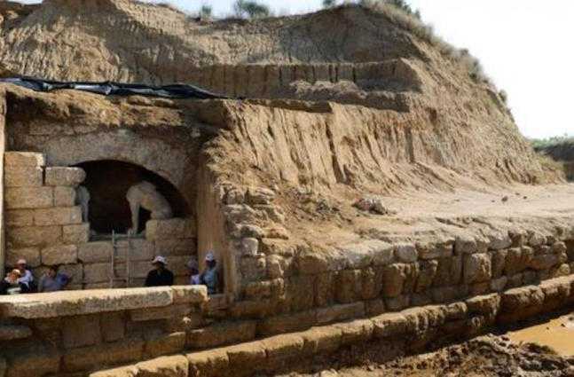 Αρχαιοκάπηλος έκανε «ανασκαφή» στην Αμφίπολη – Τι βρέθηκε στην κατοχή του