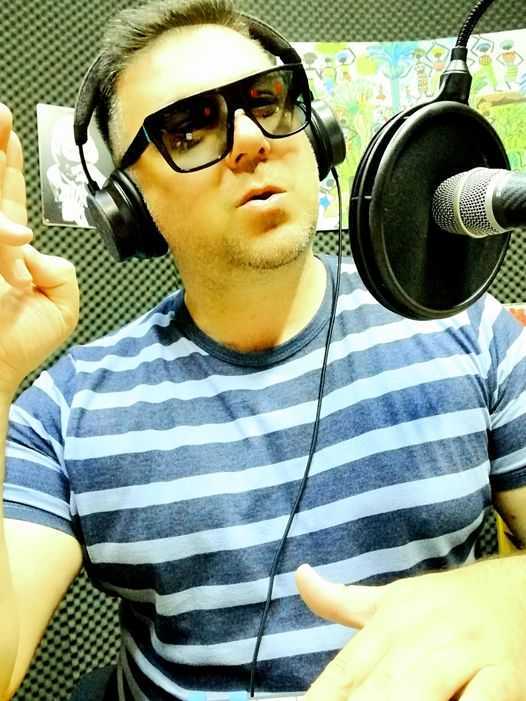 Μουσικό αλατοπίπερο με τον Βαγγέλη Ριζο κάθε Τρίτη & Πέμπτη στον Amvrakia Fm 91.9.