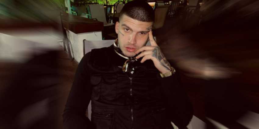 Συνελήφθη η 30χρονη«αφέντρα» που κατηγορείται από τον 24χρονο ράπερ για εκβιασμό