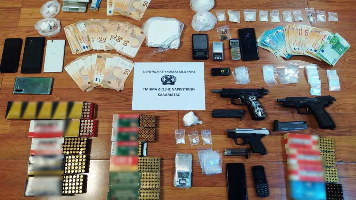 Τρεις συλλήψεις για διακίνηση κοκαΐνης — Προμήθευαν μέλη της «υψηλής κοινωνίας» (βίντεο)