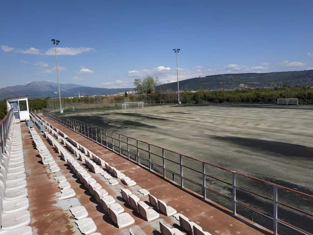 Άρτα: Μπαίνει νέος χλοοτάπητας στο γήπεδο Κεραματών