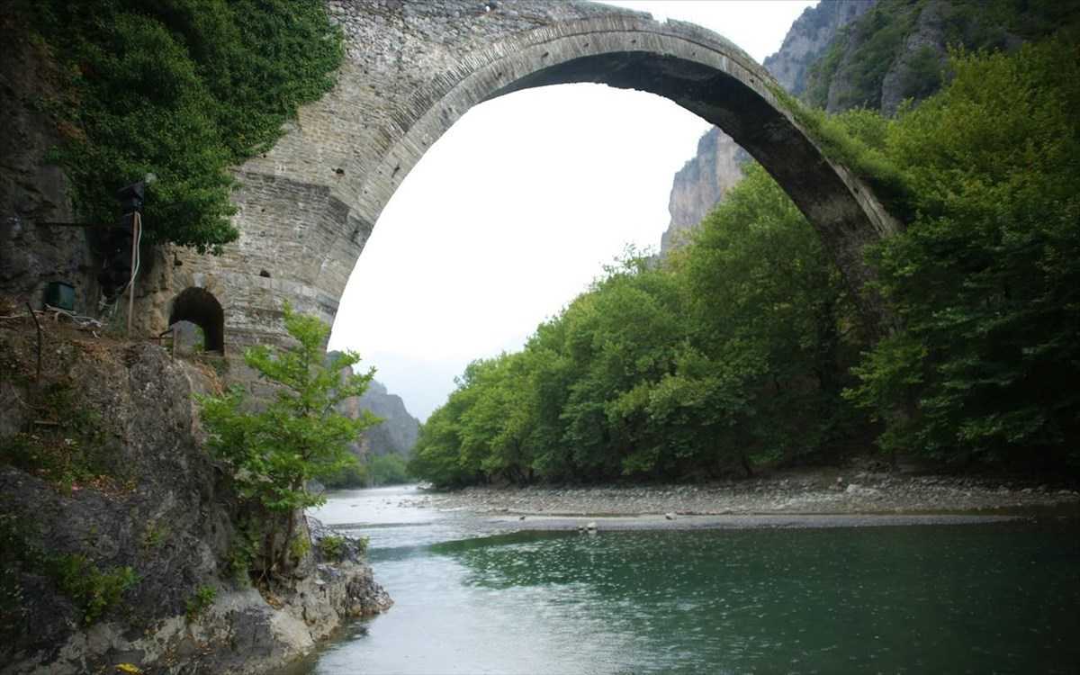 Τα γεφύρια της Ηπείρου κινδυνεύουν με κατάρρευση!