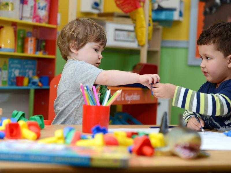 Παρατείνονται οι εγγραφές σε νηπιαγωγεία και δημοτικά σχολεία για το σχολικό έτος 2021-22