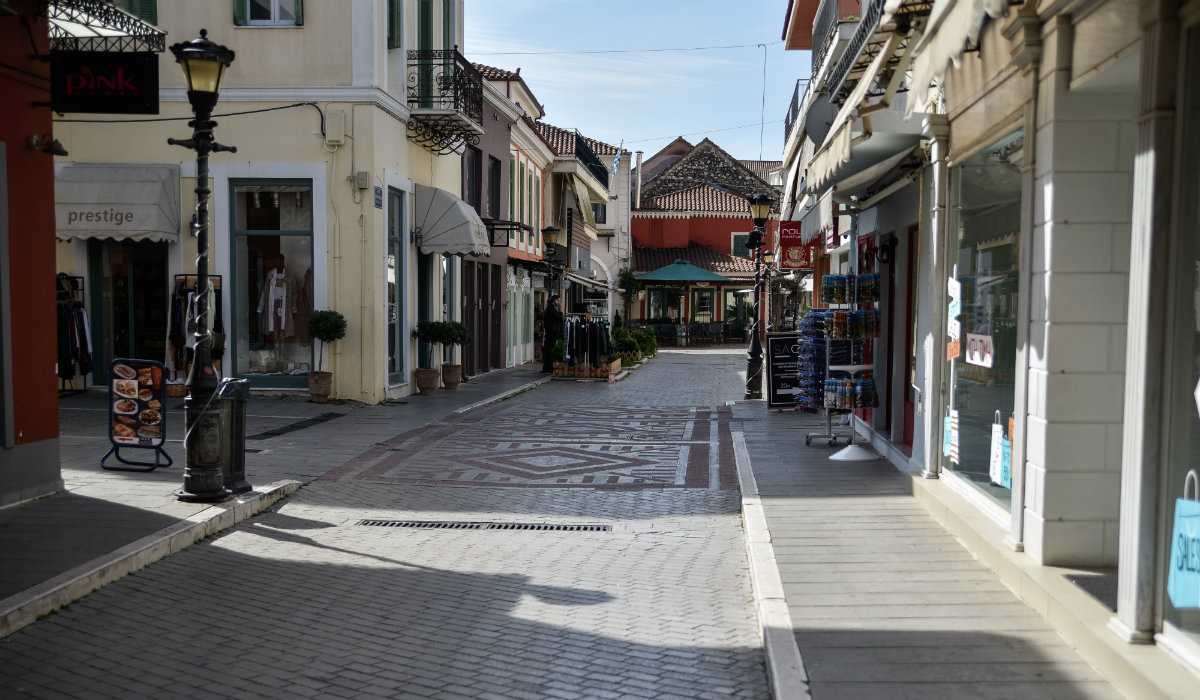 Τι ισχύει από σήμερα στα καταστήματα της Πρέβεζας