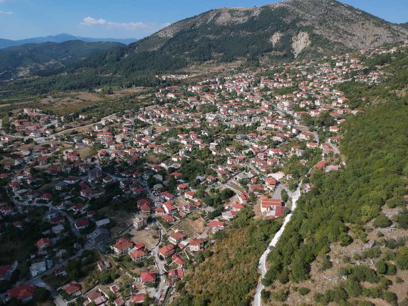 Δεύτερη «Μαλεσίνα» στα Γιάννενα: Έχει μολυνθεί το μισό χωριό από επισκέπτη που έφερε τον ιό