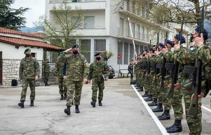 Σε μονάδες στα Ιωάννινα και στο Άκτιο 0 αρχηγός ΓΕΕΘΑ στρατηγός Κωνσταντίνος Φλώρος