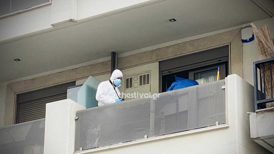 Στυγερό έγκλημα: 71χρονος βρέθηκε άγρια μαχαιρωμένος στο διαμέρισμά του