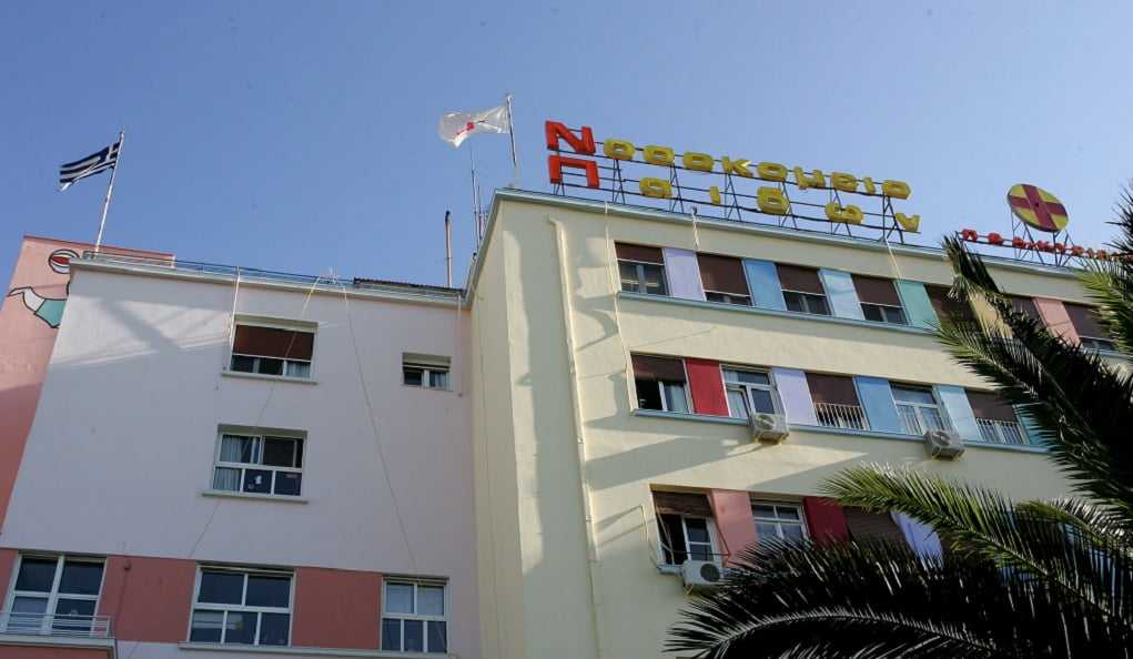 Νεογέννητο βρέφος εντοπίστηκε από μια γυναίκα εγκαταλελειμμένο σε οικόπεδο στον Ασπρόπυργο. (Βίντεο)