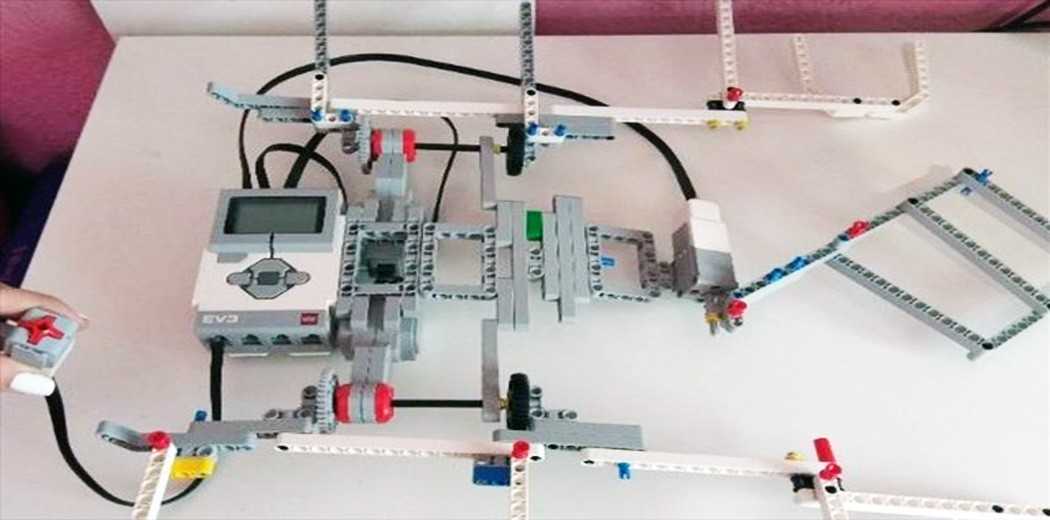 Μαθήτριες από τη Νάουσα έφτιαξαν ρομπότ που διπλώνει τα ρούχα