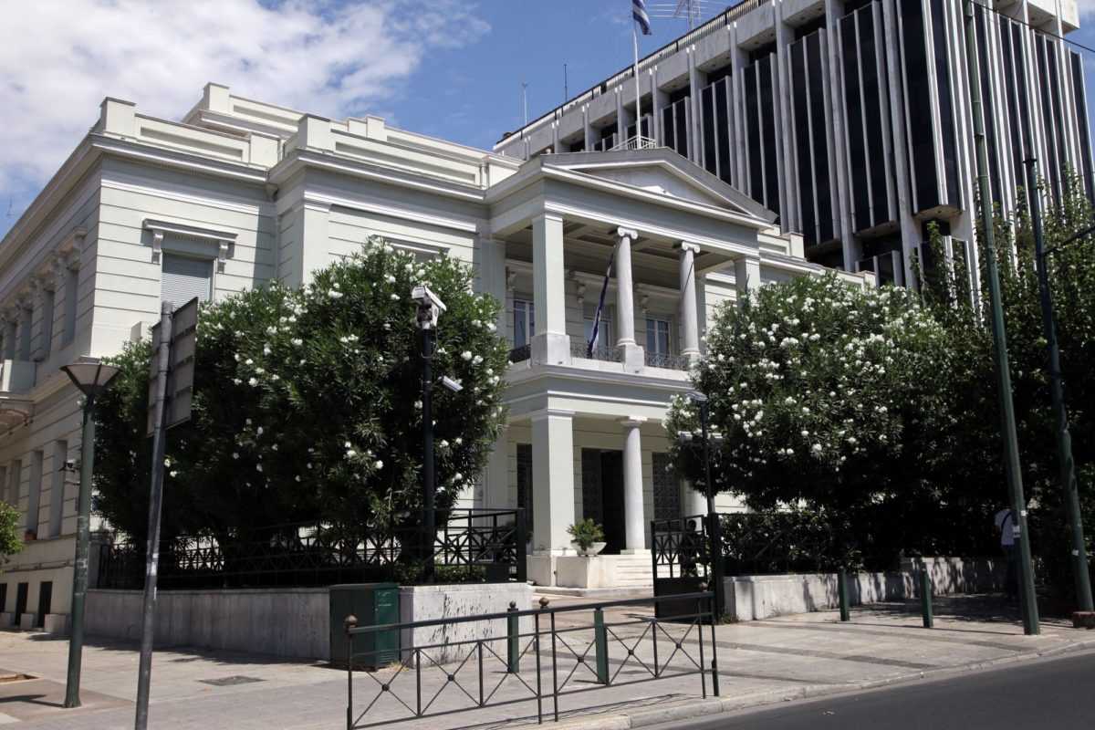 Πυρετός διπλωματικών κινήσεων – Συνάντηση Δένδια – Αλ Μένφι