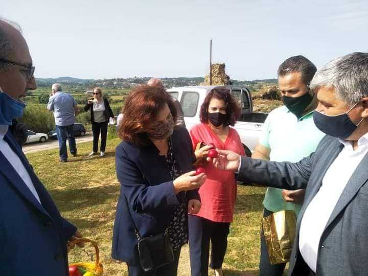 To έθιμο των αυγομαχιών αναβίωσε στη Νέα Σαμψούντα Πρέβεζας