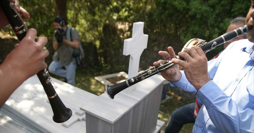 Το ιδιαίτερο ταφικό έθιμο τη Δευτέρα του Πάσχα στο Γηρομέρι Φιλιατών