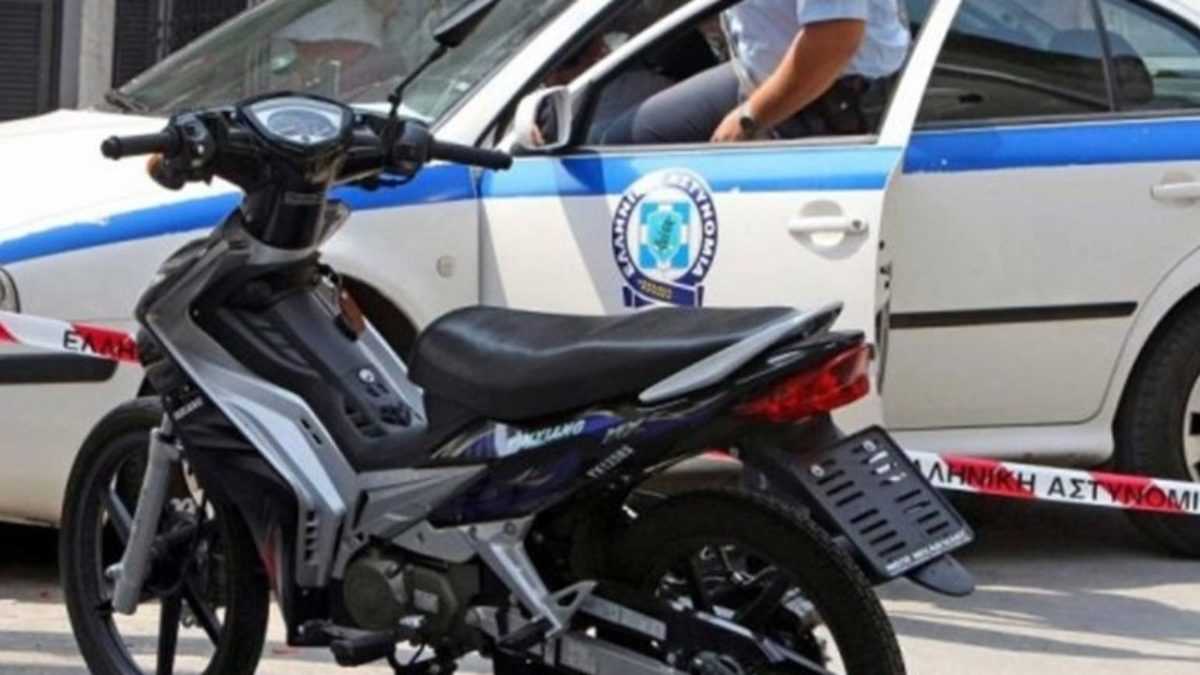 Συνελήφθη στην Άρτα να κλέβει μηχανάκια