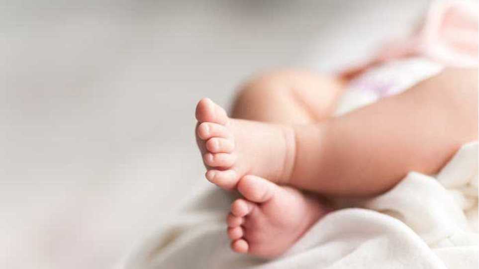 Τραγωδία: Πέθανε μωρό 8 μηνών – Τι καταγγέλλουν οι γονείς του