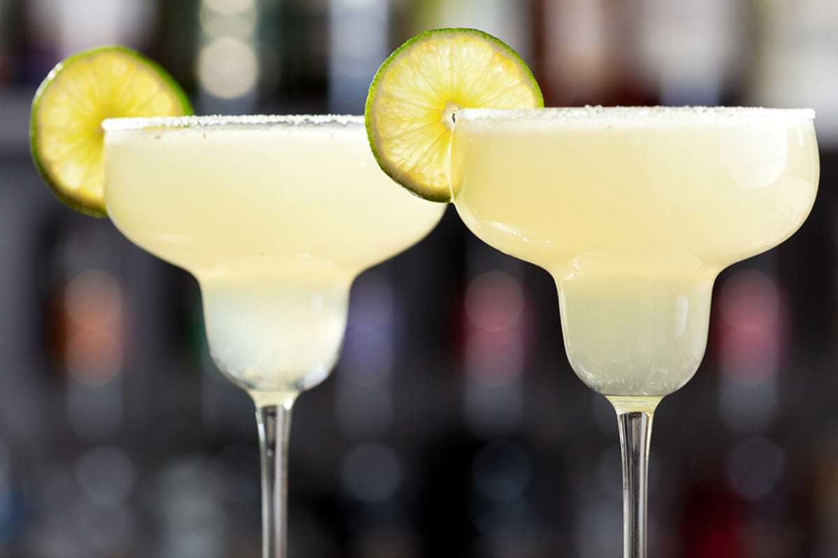 Cocktail Wednesdays Season II στο Ραδιο music bar στην Άρτα