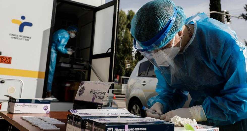 3 κρούσματα κορονοϊού ανακοίνωσε ο ΕΟΔΥ για την Ήπειρο.