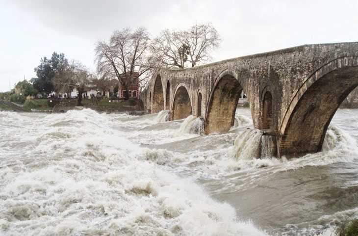 Πρωτοποριακή εφαρμογή θα προειδοποιεί για πλημμύρες στον Άραχθο!