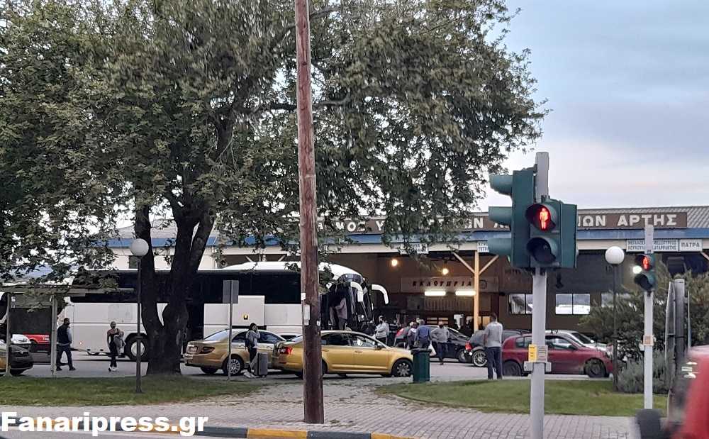 Συνελήφθη ο οδηγός των ΚΤΕΛ Άρτας για μεταφορά παράνομων μεταναστών – Στη δικογραφία και ο πρόεδρος του ΚΤΕΛ Άρτας.