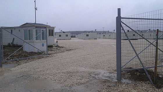 Περικοπές στη φύλαξη της δομής προσφύγων στον Κατσικά λόγω της μείωσης των διαθέσιμων κονδυλίων του Διεθνούς Οργανισμού Μετανάστευσης