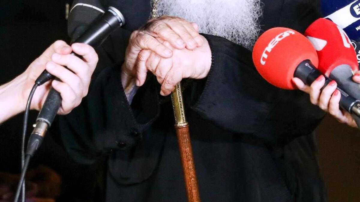 Επίθεση με βιτριόλι: Εκτός κινδύνου οι Μητροπολίτες – Το χρονικό της πρωτοφανούς υπόθεσης