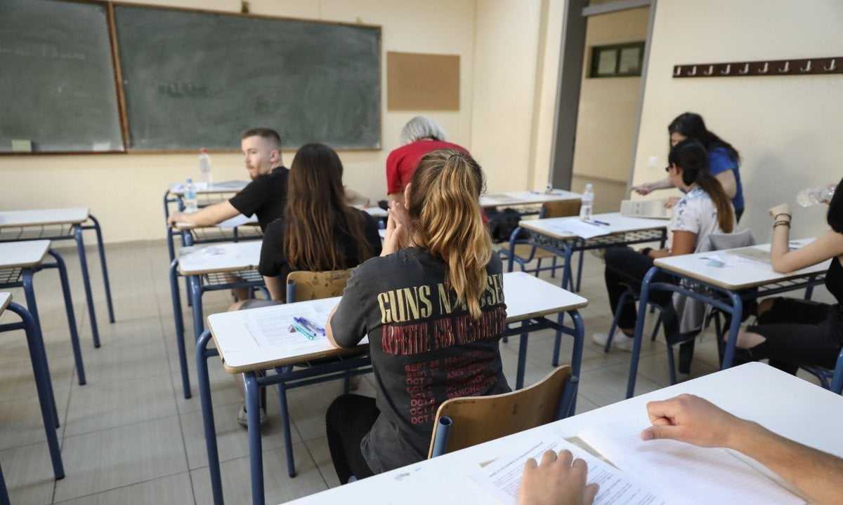 Πανελλήνιες 2021: Οι αλλαγές σε μηχανογραφικό και βάσεις – Τι θα ισχύει από Σεπτέμβριο στα σχολεία