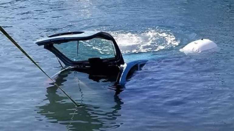 Τραγωδία: 51χρονος έπεσε στο λιμάνι με το αυτοκίνητο του και πνίγηκε