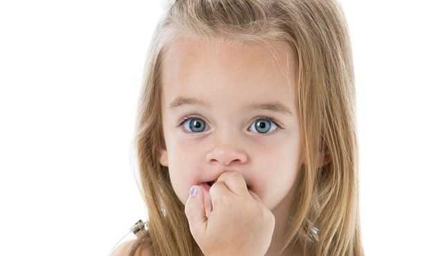 Το παιδί τρώει τα νύχια του- Τι μπορώ να κάνω για να σταματήσει και τι πρέπει να προσέξω