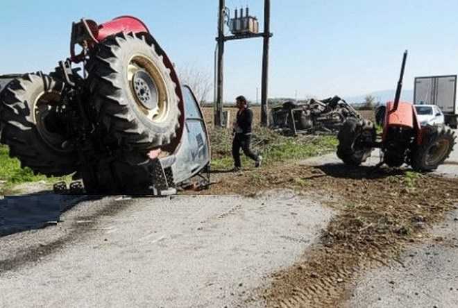 Τραγωδία στην Άσφαλτο: Δυο νεκροί σε φρικτό τροχαίο – Σύγκρουση τρακτέρ με μίνι βαν