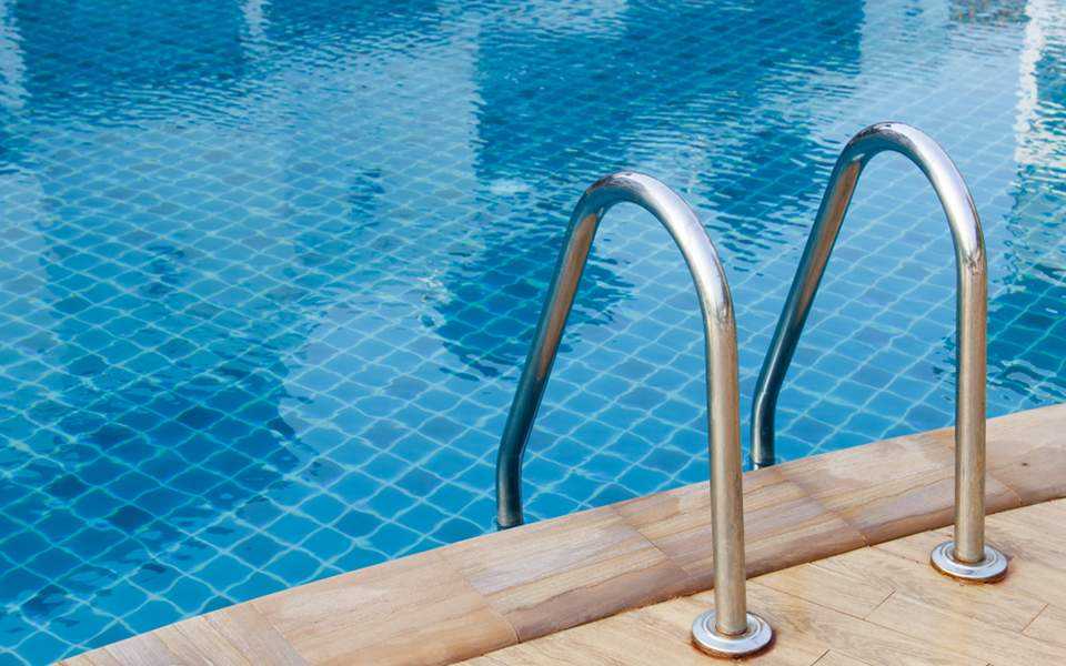 Νεκρός Γάλλος τουρίστας σε πισίνα ξενοδοχείου