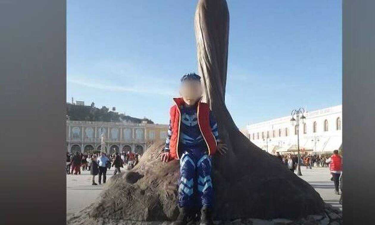 Ζάκυνθος: Οργή και θλίψη στην κηδεία του 9χρονου που πέθανε από ηλεκτροπληξία