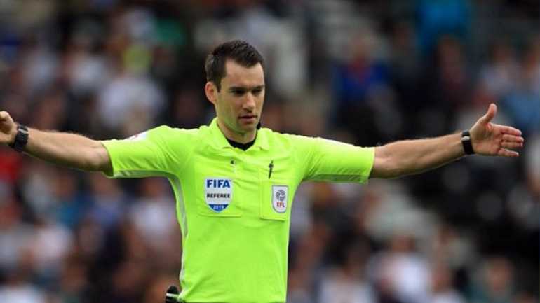 Αγγλία: Ο Αυστραλός Γκίλετ πρώτος ξένος διαιτητής στην Premier League