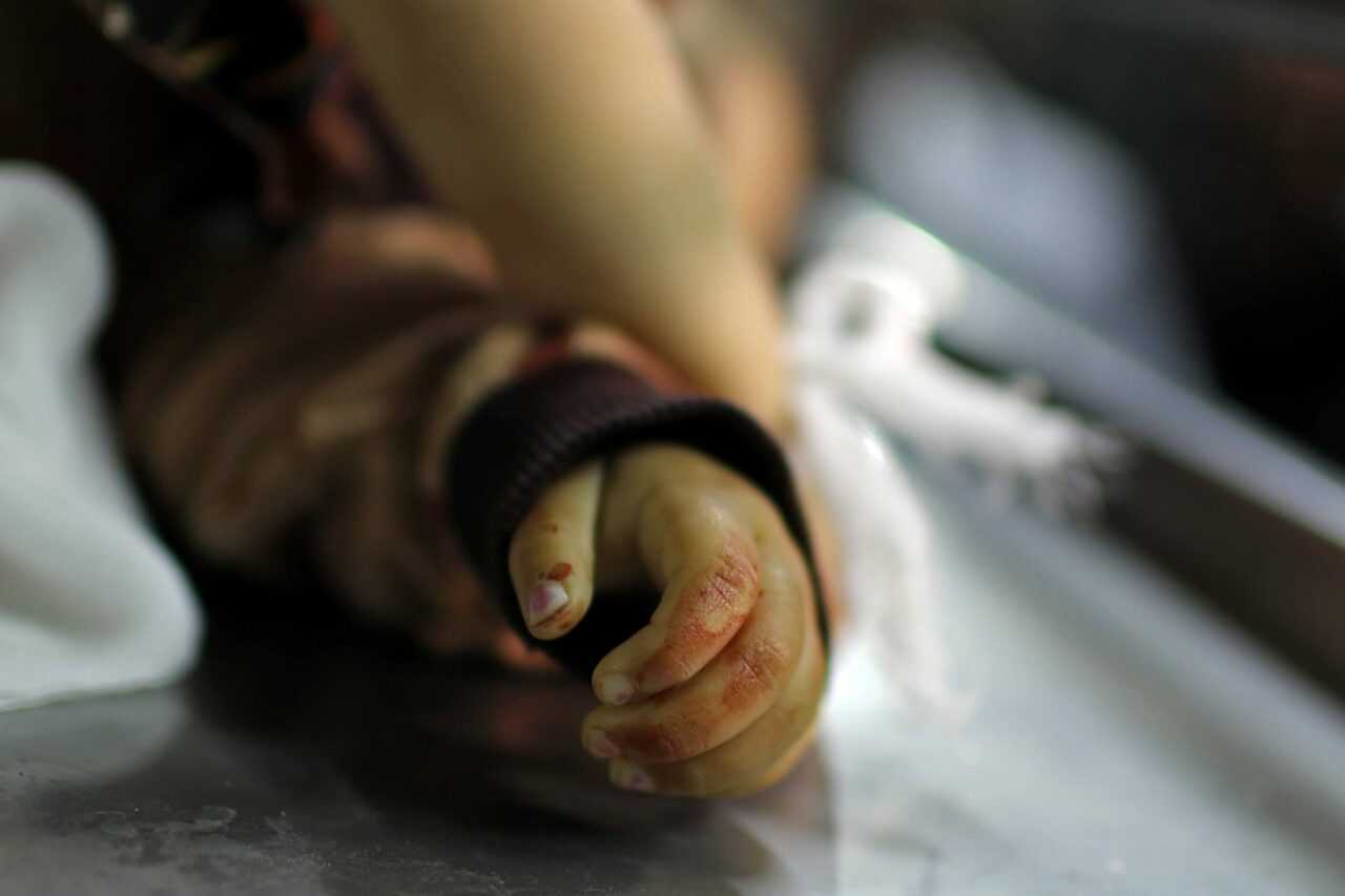 Συνεχίζεται το θρίλερ με το έμβρυο που πέθανε λίγο πριν γεννηθεί – Γιατί παραμένει 20 μέρες στο ψυγείο