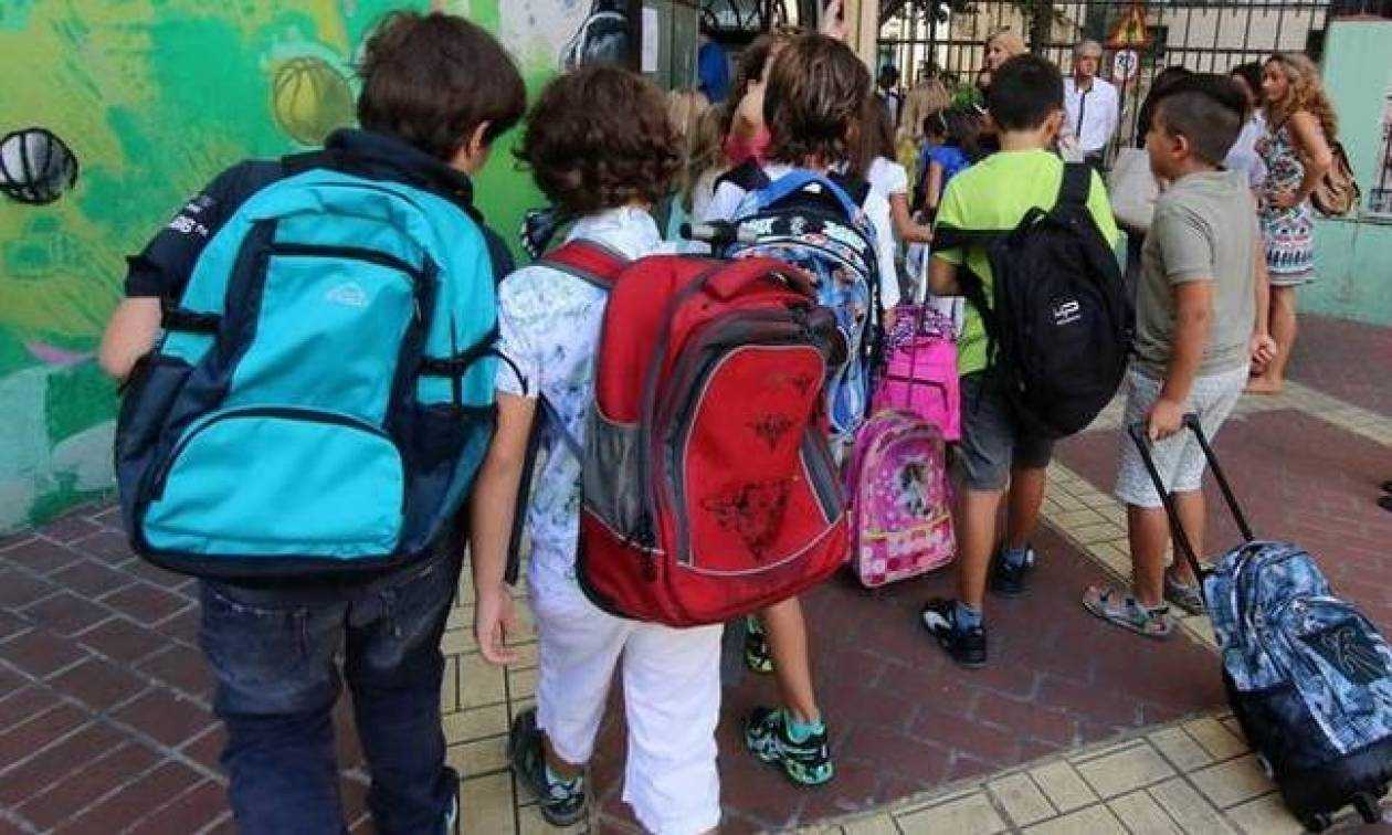 Ν. Κεραμέως: Με πολλές καινοτομίες η νέα σχολική χρονιά – Πυρετώδεις προετοιμασίες για την ασφαλή λειτουργία τους