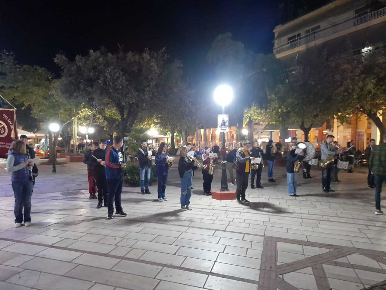 Προετοιμασία και πρόβες του Μουσικοφιλολογικού Συλλόγου Άρτας Σκουφάς (Βίντεο)