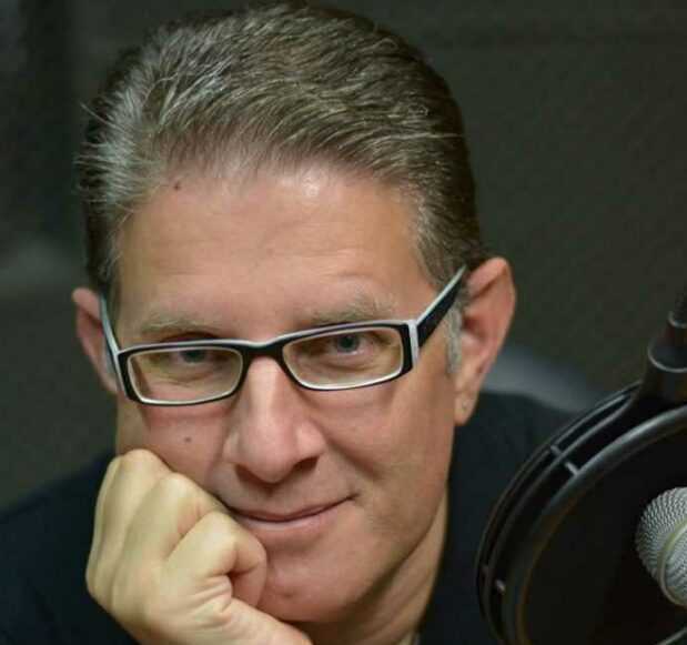 O πρώτος καφέ της ημέρας με τον Αλέξη Κατσαδωράκη καθημερινά στον Amvrakia Fm 91.9