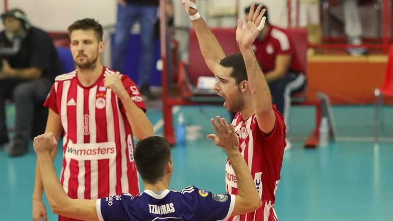 Βόλεϊ: Κοντά στην πρόκριση ο Ολυμπιακός, νίκησε 3-1 σετ την Κομάρνο