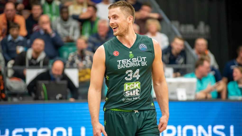 Προβάρει τα «κιτρινόμαυρα» ο Χάμερ